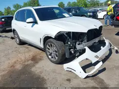 5UXCR6C06N9M53705 2022 BMW X5