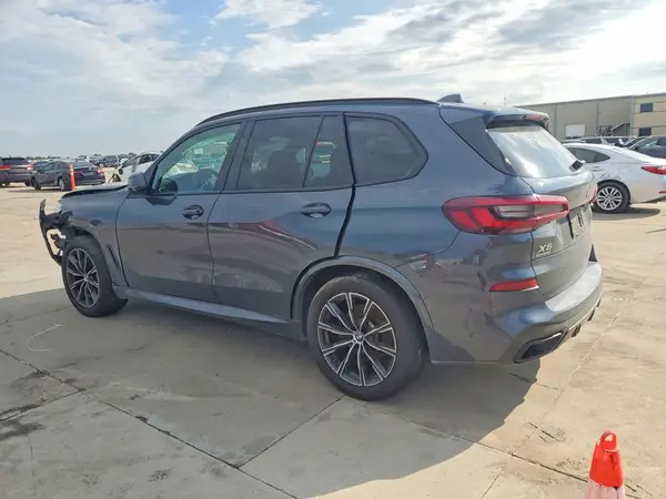 5UXCR6C06N9N31951 2022 BMW X5 - Image 2