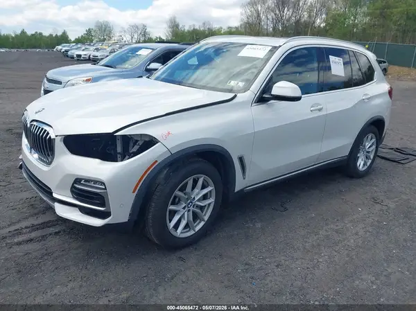 5UXCR6C07L9B75042 2020 BMW X5 - Image 2