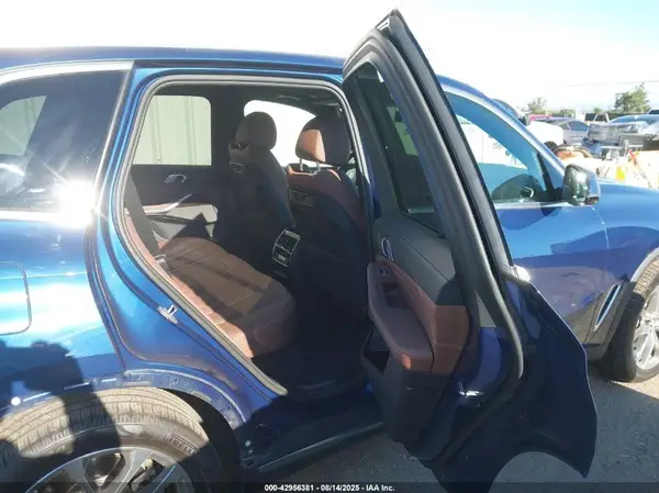 5UXCR6C07L9B87174 2020 BMW X5 - Image 8