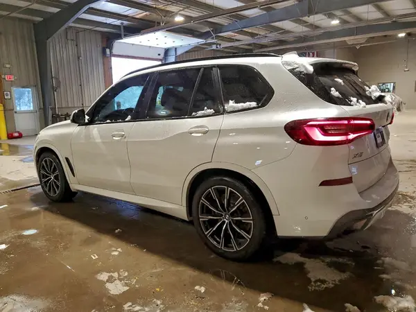 5UXCR6C07L9D52625 2020 BMW X5 - Image 2