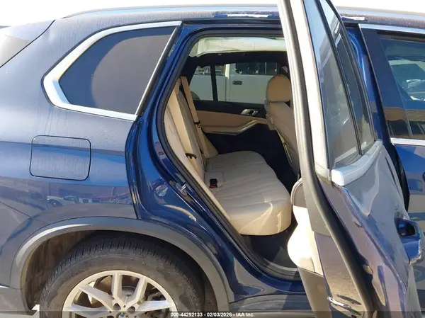 5UXCR6C07LLL82949 2020 BMW X5 - Image 8