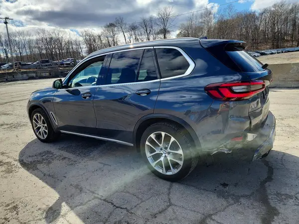 5UXCR6C07M9G14001 2021 BMW X5 - Image 2