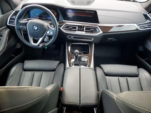 5UXCR6C07M9H41914 2021 BMW X5 - Image 8