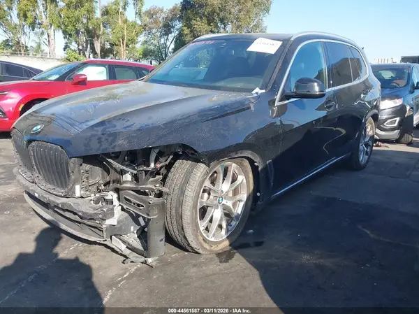 5UXCR6C07N9L45156 2022 BMW X5 - Image 2