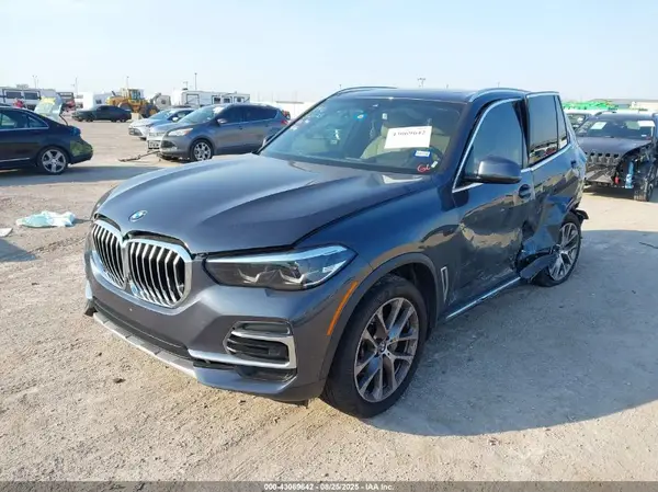 5UXCR6C07N9L89366 2022 BMW X5 - Image 2