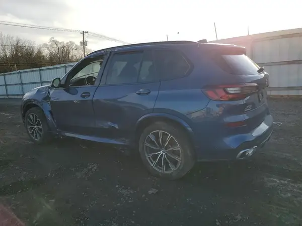 5UXCR6C07N9M31955 2022 BMW X5 - Image 2