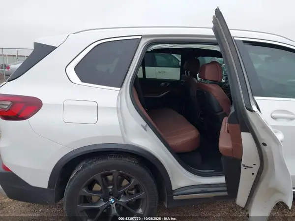 5UXCR6C07N9M53339 2022 BMW X5 - Image 8