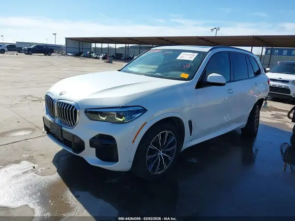 5UXCR6C07N9M77155 2022 BMW X5 - Image 2