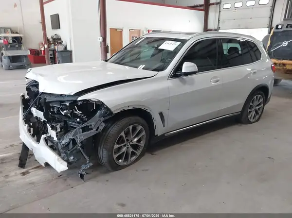 5UXCR6C07N9N11076 2022 BMW X5 - Image 2