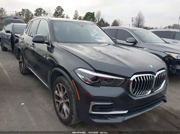 5UXCR6C07N9N21848 2022 BMW X5 - Image 1