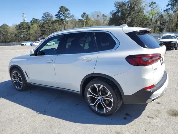 5UXCR6C07P9N71121 2023 BMW X5 - Image 2