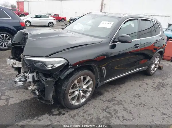 5UXCR6C08L9B21670 2020 BMW X5 - Image 2