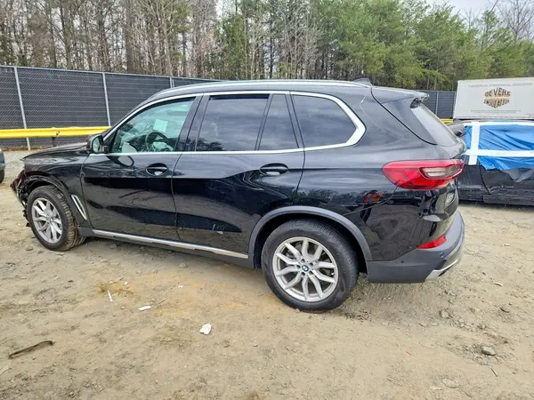 5UXCR6C08L9B25749 2020 BMW X5 - Image 2