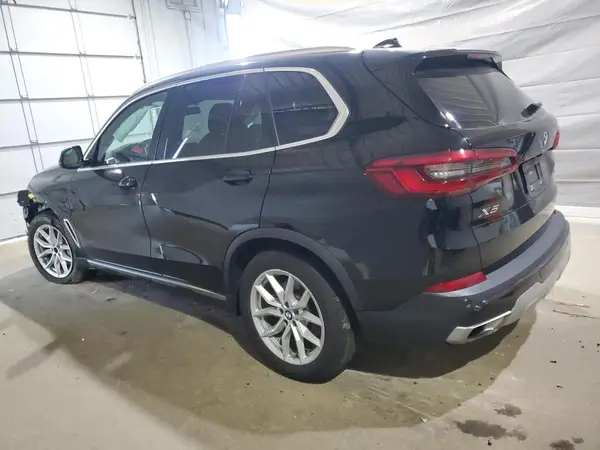 5UXCR6C08L9C02037 2020 BMW X5 - Image 2