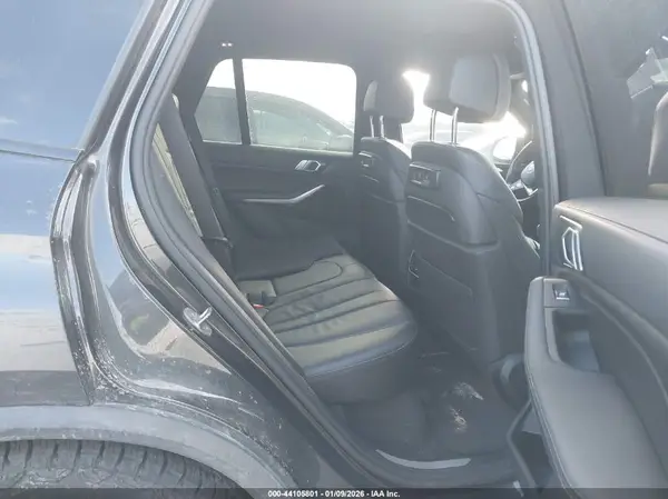 5UXCR6C08L9C22692 2020 BMW X5 - Image 8