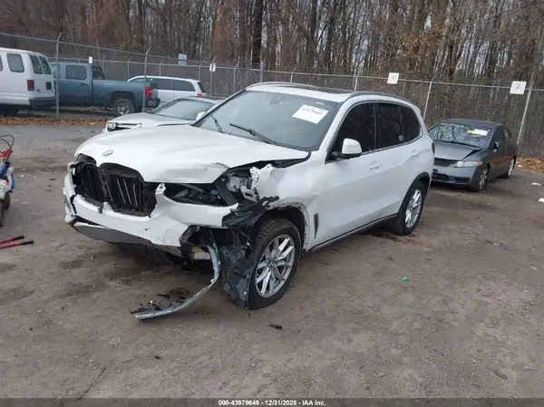 5UXCR6C08L9C41033 2020 BMW X5 - Image 2
