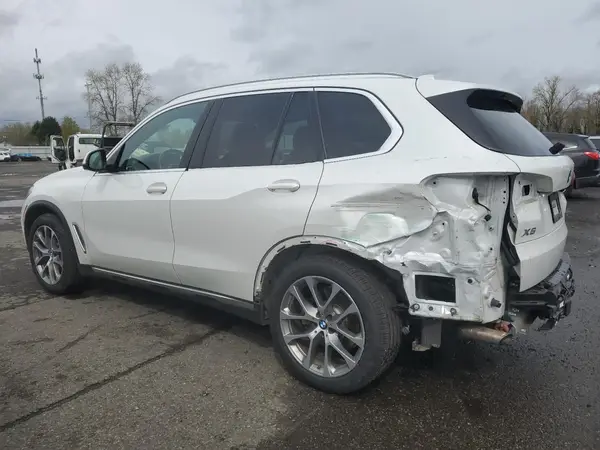 5UXCR6C08L9C57751 2020 BMW X5 - Image 2