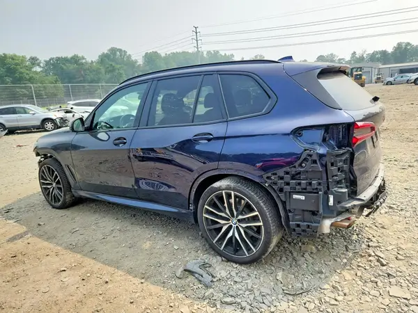5UXCR6C08L9C70418 2020 BMW X5 - Image 2
