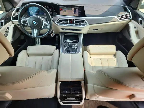 5UXCR6C08L9C70418 2020 BMW X5 - Image 8