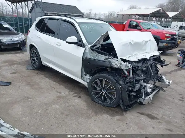 5UXCR6C08L9D07645 2020 BMW X5 - Image 1