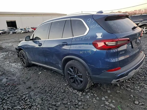 5UXCR6C08L9D57221 2020 BMW X5 - Image 2