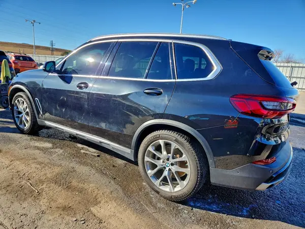 5UXCR6C08LLL81440 2020 BMW X5 - Image 2
