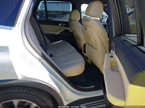 5UXCR6C08M9F30267 2021 BMW X5 - Image 8