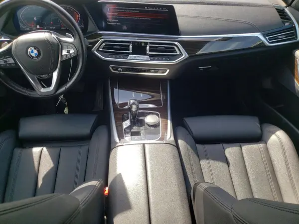 5UXCR6C08M9F81350 2021 BMW X5 - Image 8