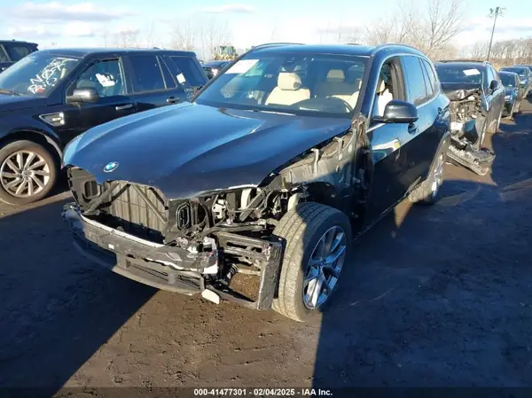 5UXCR6C08M9G23256 2021 BMW X5 - Image 2