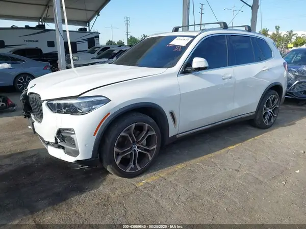 5UXCR6C08M9H19629 2021 BMW X5 - Image 2