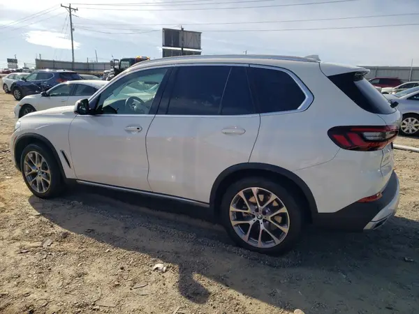 5UXCR6C08N9M10483 2022 BMW X5 - Image 2