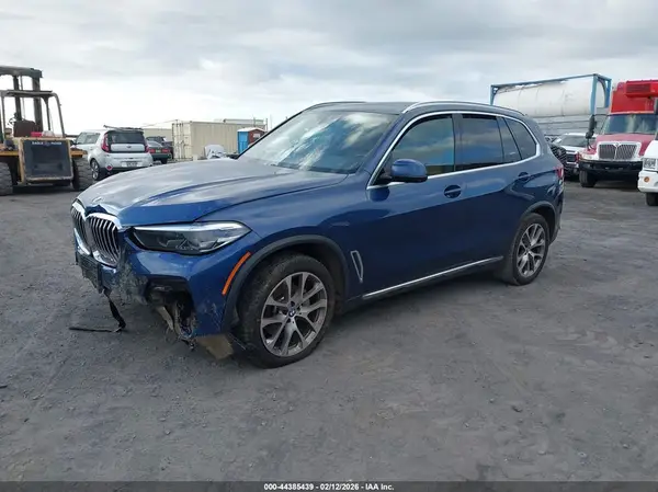 5UXCR6C08N9M97964 2022 BMW X5 - Image 2