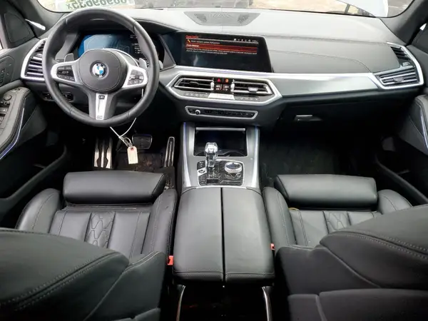 5UXCR6C08N9N24371 2022 BMW X5 - Image 8