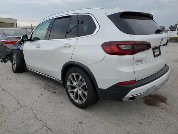 5UXCR6C08P9N58975 2023 BMW X5 - Image 2