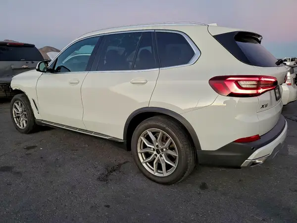 5UXCR6C08P9N73119 2023 BMW X5 - Image 2