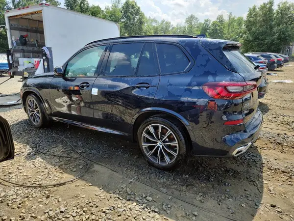 5UXCR6C08P9R15877 2023 BMW X5 - Image 2