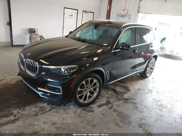 5UXCR6C08P9R93284 2023 BMW X5 - Image 2