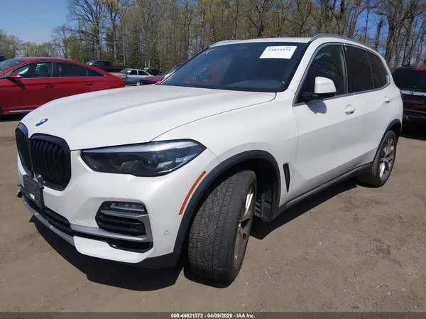 5UXCR6C09L9B02187 2020 BMW X5 - Image 2