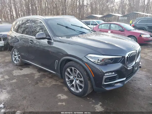 5UXCR6C09L9B13772 2020 BMW X5 - Image 1