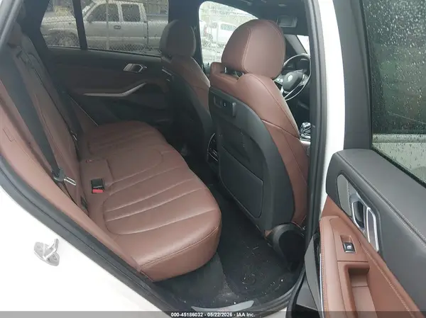 5UXCR6C09L9B45699 2020 BMW X5 - Image 8