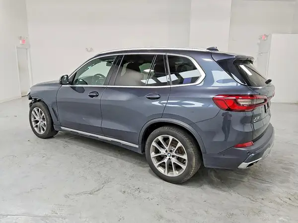 5UXCR6C09L9B69372 2020 BMW X5 - Image 2