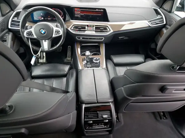 5UXCR6C09L9B75642 2020 BMW X5 - Image 8
