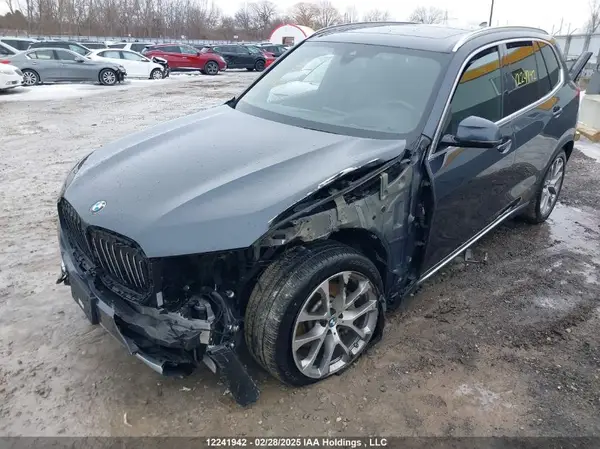 5UXCR6C09L9B98385 2020 BMW X5 - Image 2