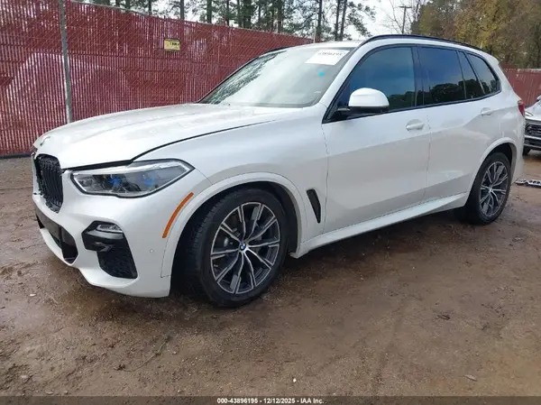 5UXCR6C09L9C75269 2020 BMW X5 - Image 2