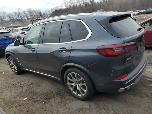 5UXCR6C09L9D57146 2020 BMW X5 - Image 2
