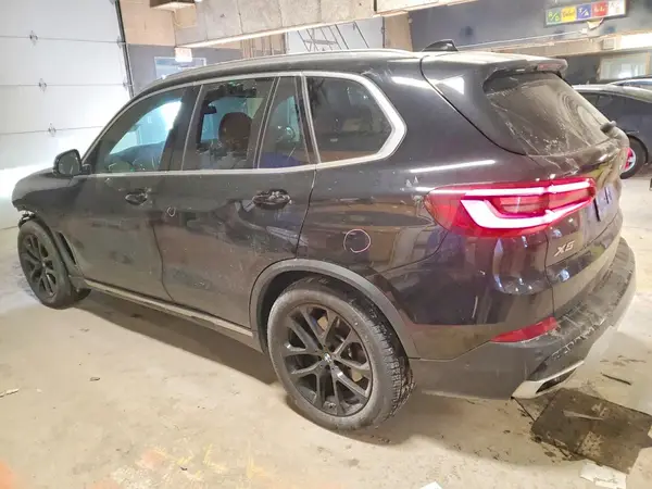 5UXCR6C09M9D94604 2021 BMW X5 - Image 2