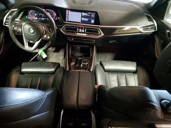 5UXCR6C09M9D94604 2021 BMW X5 - Image 8