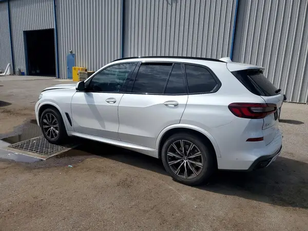 5UXCR6C09M9D94666 2021 BMW X5 - Image 2
