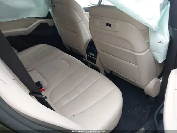 5UXCR6C09M9E49892 2021 BMW X5 - Image 8